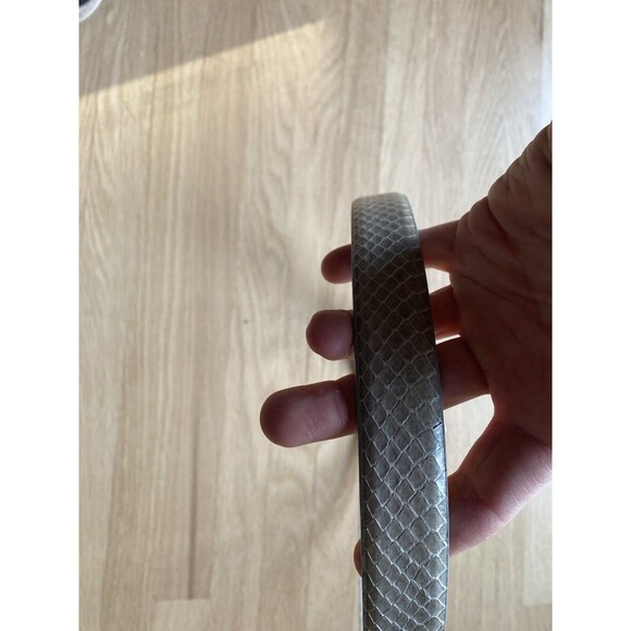 Anne Klein Crocodile Gray Embossed Leather Belt Silver Buckle Medium - Picture 2 of 5